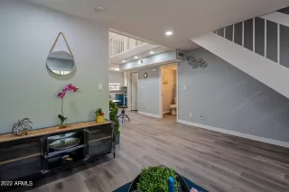 Photo #5: 6380205 Listing