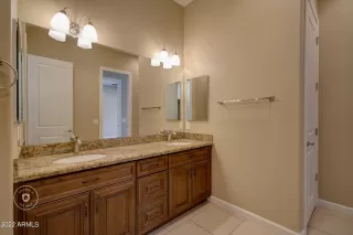 Photo #5: 6380225 Listing