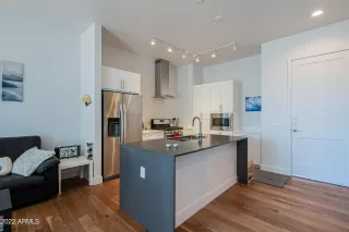 Photo #1: 6380243 Listing