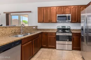 Photo #5: 6380259 Listing 