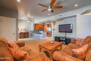 Photo #4: 6380333 Listing