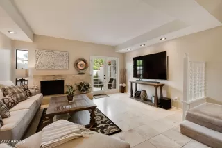 Photo #4: 6380360 Listing