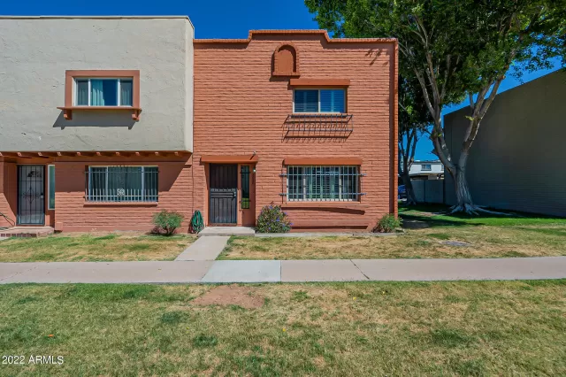 MLS: 6380426 Condo For Sale