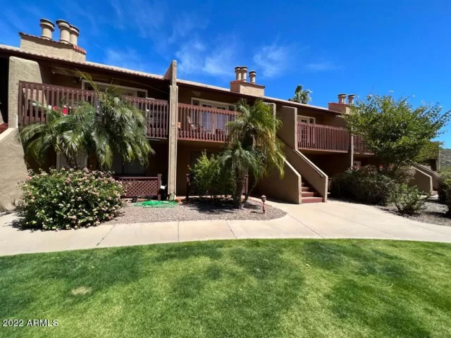 MLS: 6380531 Condo For Sale