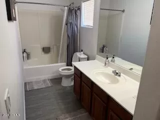 Photo #6: 6380550 Listing