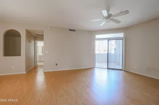 Photo #4: 6380592 Listing