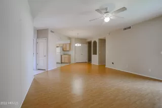 Photo #6: 6380592 Listing