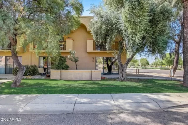 MLS: 6380638 Condo For Sale