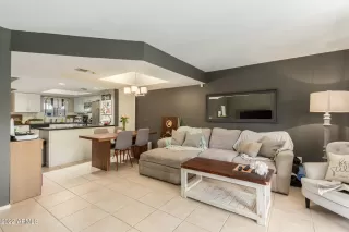 Photo #3: 6380678 Listing