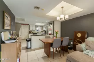 Photo #4: 6380678 Listing