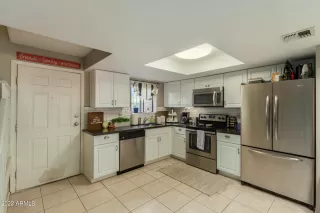 Photo #5: 6380678 Listing