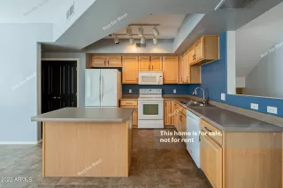 Photo #3: 6380740 Listing