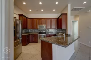 Photo #1: 6380748 Listing 