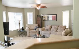 Photo #2: 6381206 Listing