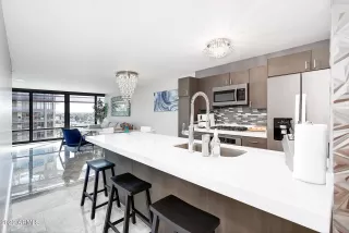 Photo #2: 6381209 Listing