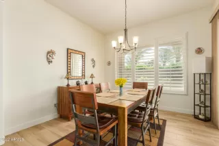 Photo #6: 6381217 Listing 