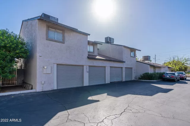 MLS: 6381263 Condo For Sale