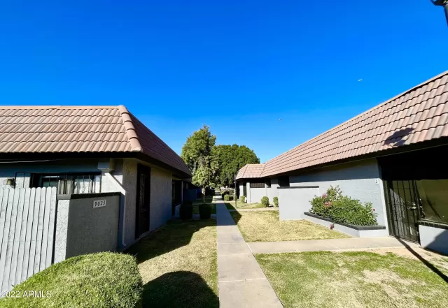 MLS: 6381292 Condo For Sale