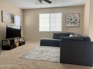 Photo #4: 6381300 Listing