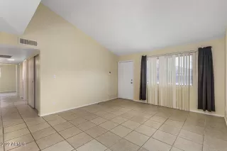 Photo #3: 6381373 Listing 