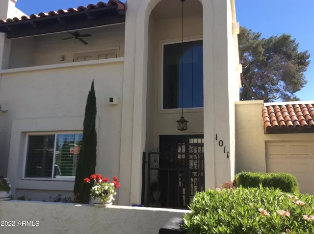 MLS: 6381415 Condo For Sale