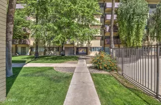 Photo #2: 6381567 Listing