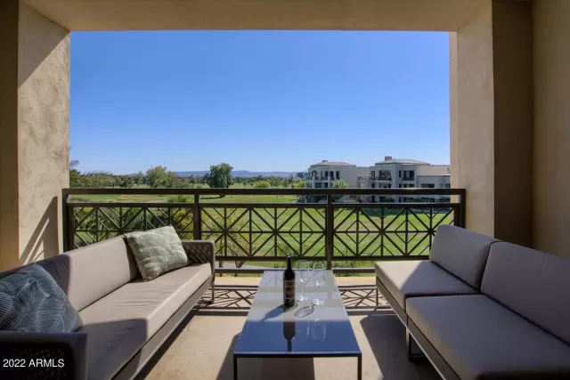 MLS: 6381602 Condo For Sale