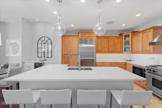 Photo #6: 6381602 Listing 