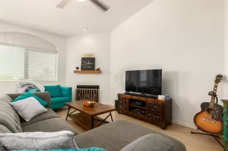 Photo #6: 6381648 Listing 