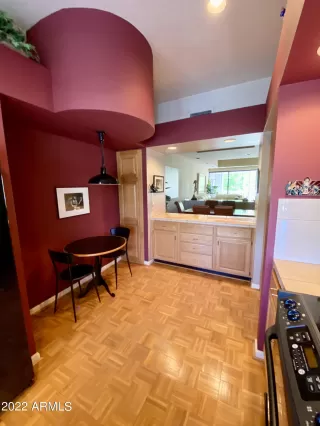 Photo #4: 6381925 Listing