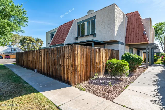 MLS: 6381952 Condo For Sale