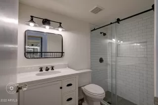 Photo #5: 6381970 Listing 