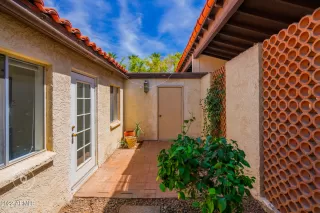 Photo #6: 6381970 Listing 