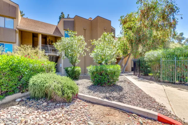 MLS: 6382058 Condo For Sale