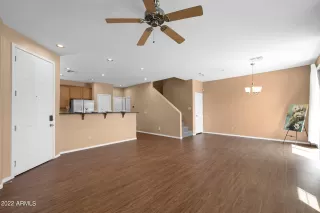 Photo #4: 6382155 Listing