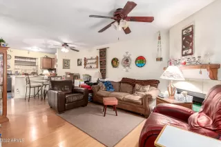 Photo #3: 6382183 Listing 