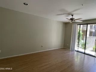 Photo #4: 6382377 Listing 