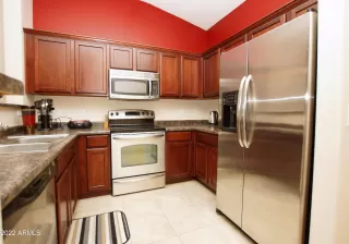 Photo #2: 6382403 Listing