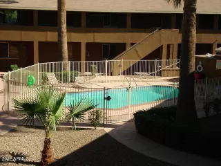 Photo #6: 6382432 Listing