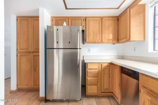 Photo #5: 6382564 Listing