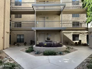 Photo #5: 6382757 Listing