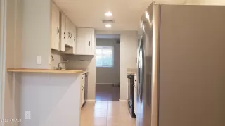 Photo #5: 6382870 Listing