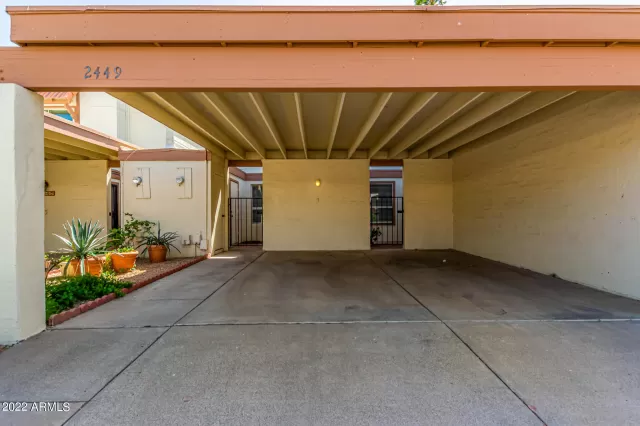 MLS: 6382892 Condo For Sale