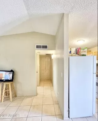 Photo #2: 6382962 Listing