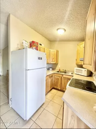 Photo #4: 6382962 Listing