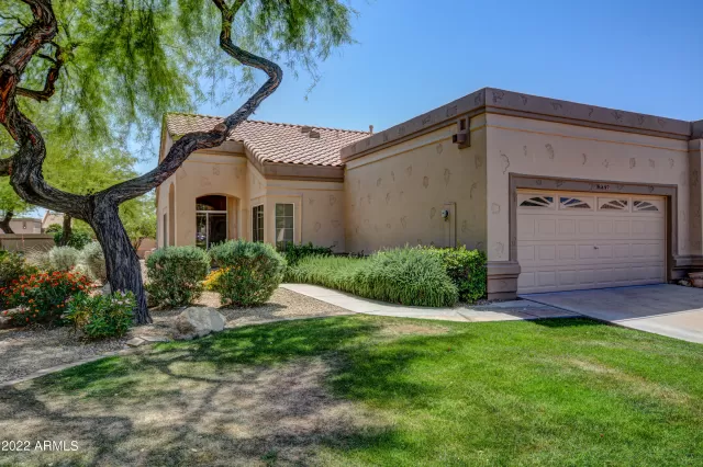 MLS: 6382984 Condo For Sale