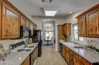 Photo #4: 6382984 Listing