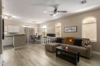 Photo #2: 6383213 Listing 