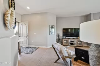 Photo #5: 6383292 Listing 