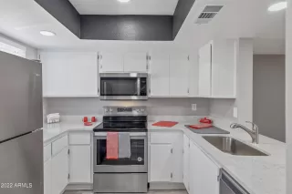 Photo #1: 6383335 Listing 